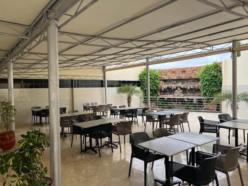 Café Restaurant Lakhyayta